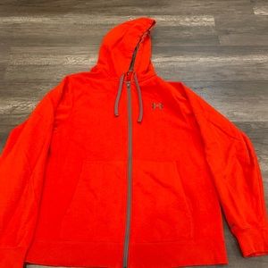 Slight worn, Under Armour zip up!